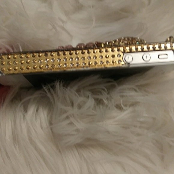 Phone case - Picture 3 of 5